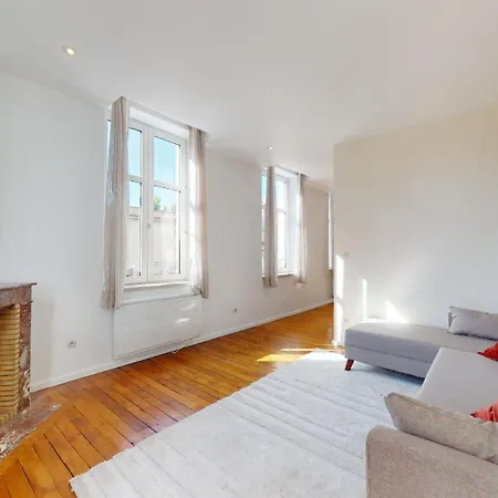 Lumineux Apartment